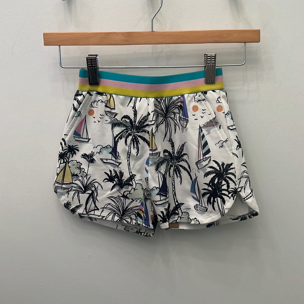 Tropical shorts